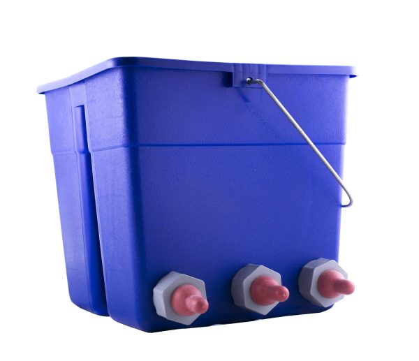 Lamb Bucket with 6 Bucket Bar Teats